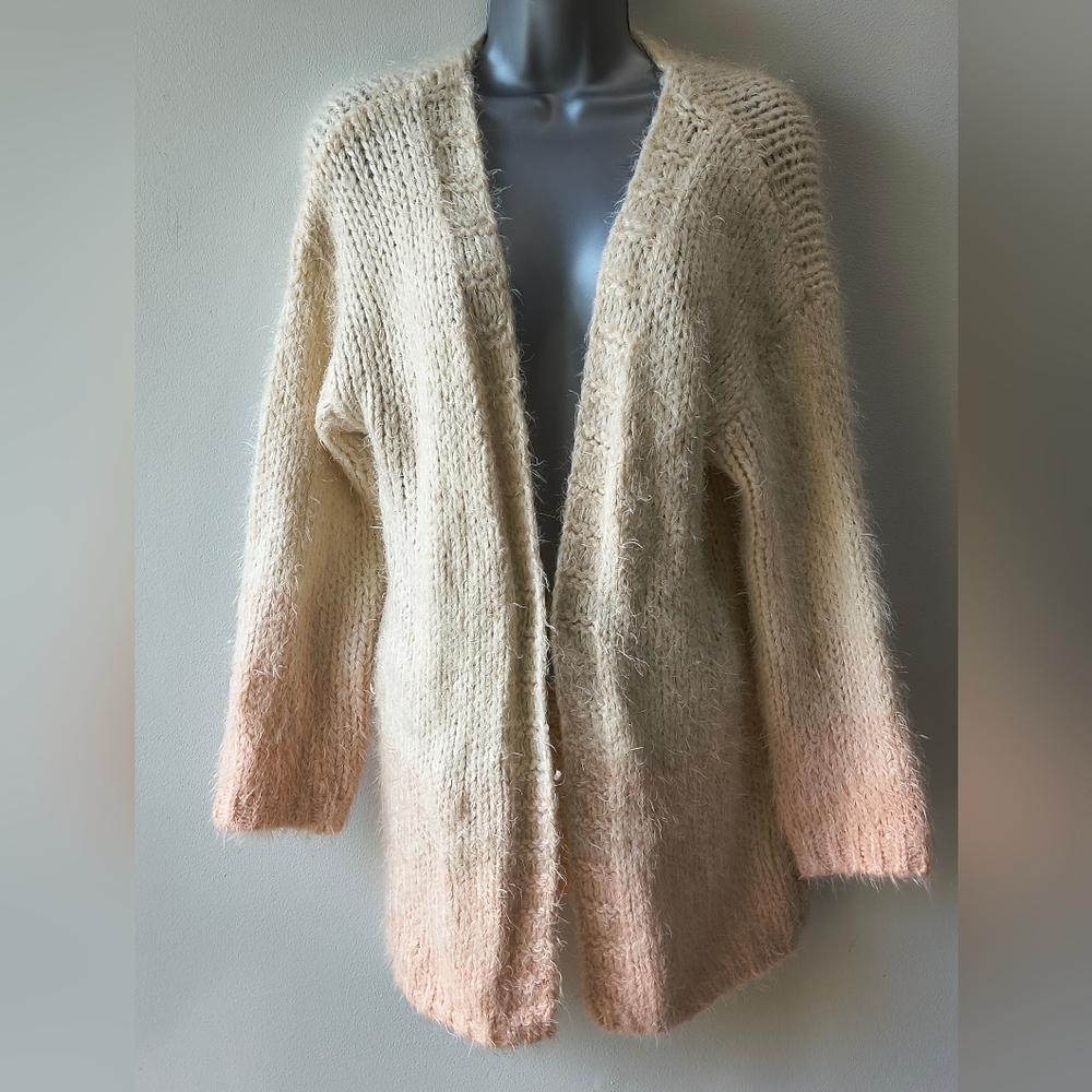 Forever 21  Very Pretty Ombre Open Front Sweater